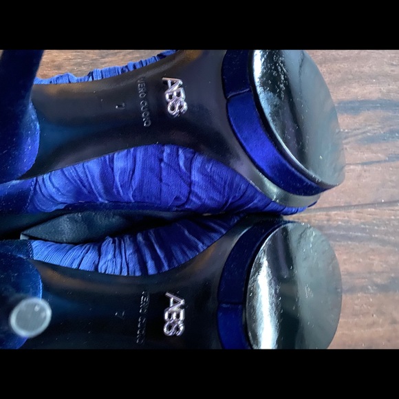 ABS Pumps - Picture 5 of 5